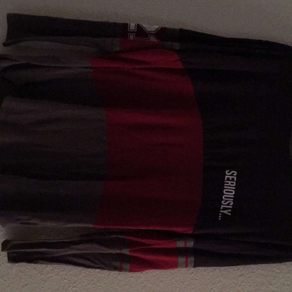 Long sleeve block t shirt